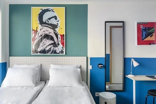 Deluxe Stüdyo Süit