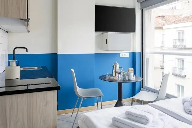 Deluxe Stüdyo Süit