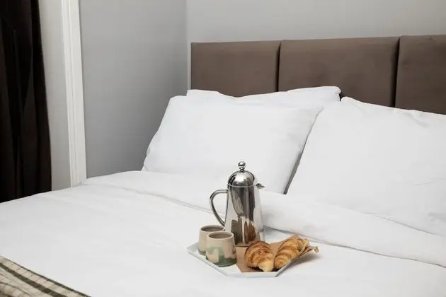 Oda, 1 Tek Kişilik Yatak, Sigara İçilmez