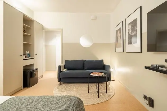 Dört Kişilik Oda (- Roomy)