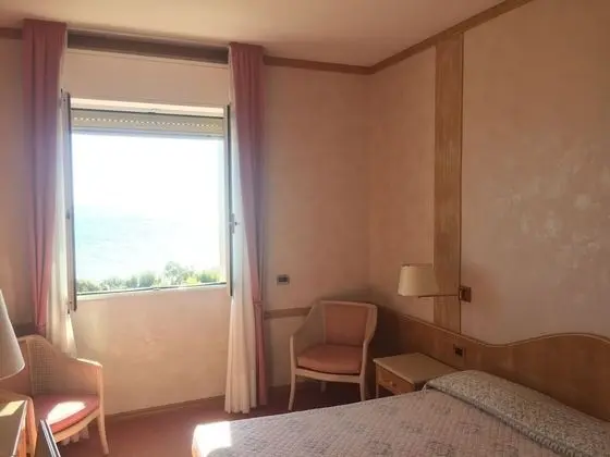 Tek Büyük Yataklı Oda, Okyanus Manzaralı