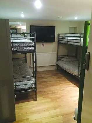 Basic Ortak Ranzalı Oda, Karma Ranzalı Oda (4 beds)