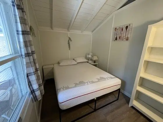 Kır Evi, 2 Yatak Odası, Mutfak, Göl Manzaralı