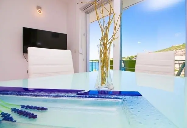 Apart Daire (Bobi - 10 M from the sea - A1-Veliki )