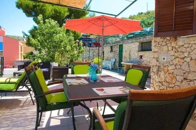 Apart Daire (Bobi - 10 M from the sea - A3- gornji)