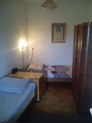 Ev (Bobi - 50 m from beach - H(6))