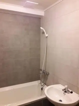 Tek Büyük Yataklı Oda, Banyolu/Duşlu
