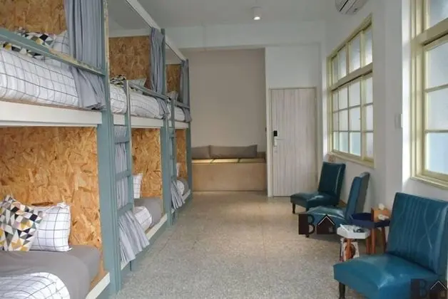 Ortak Ranzalı Oda, Sadece kadınlar için