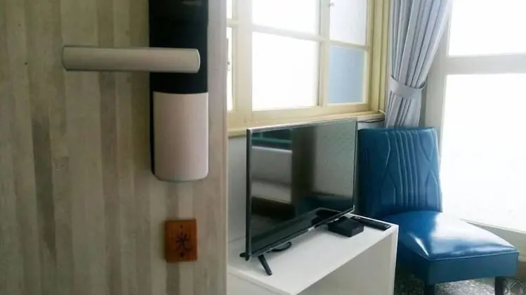 Tek Büyük Yataklı Oda (Light 1)