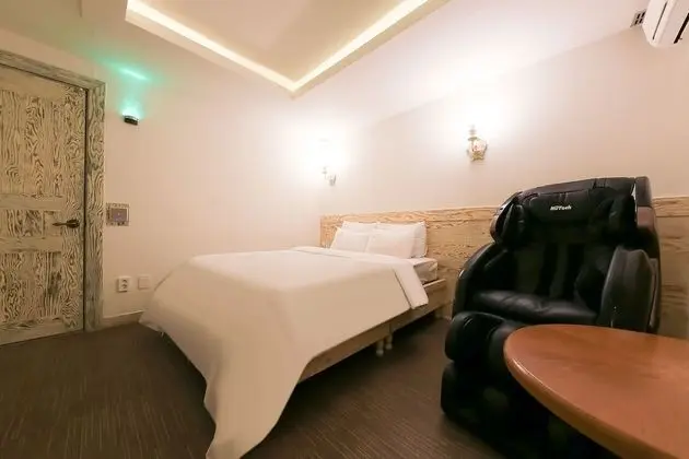 Deluxe Oda (Massage Chair)