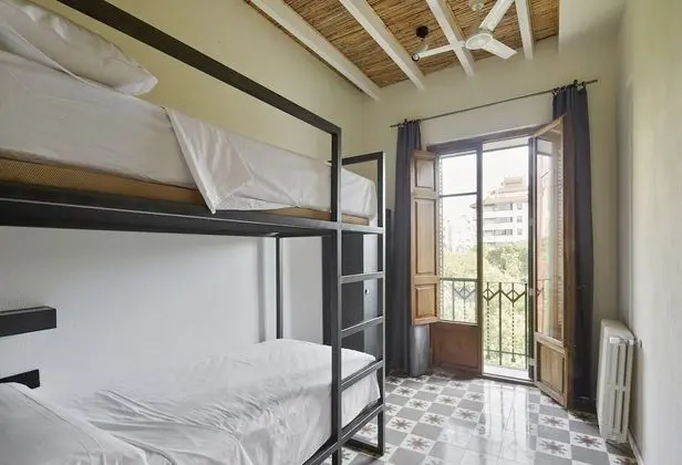 Ortak Ranzalı Oda (Bed in 2-Bed mixed shared room)