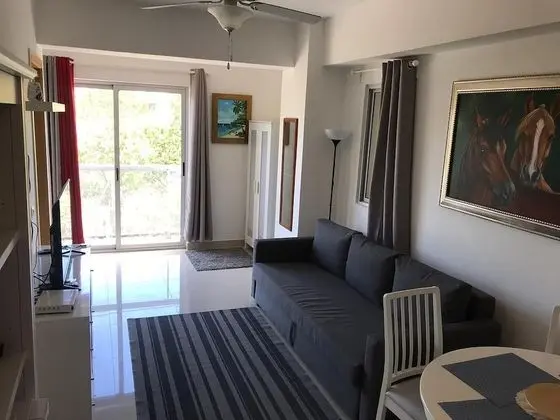 Business Apart Daire, Avlu Manzaralı