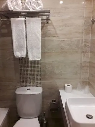 Tek Büyük veya İki Ayrı Yataklı Oda