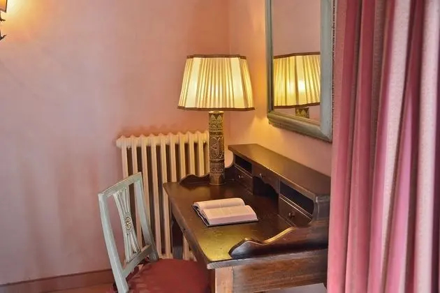 Classic Büyük Yataklı Tek Kişilik Oda