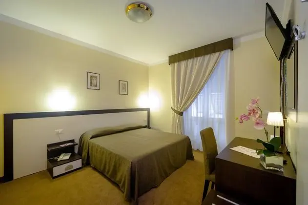 Superior Tek Büyük veya İki Ayrı Yataklı Oda