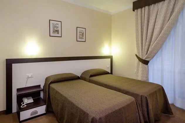 Superior Tek Büyük veya İki Ayrı Yataklı Oda