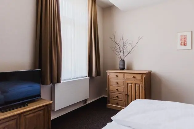 Tek Büyük Yataklı Oda