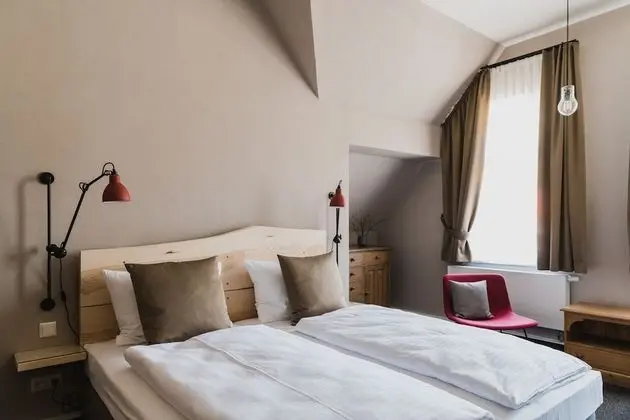 Tek Büyük Yataklı Oda