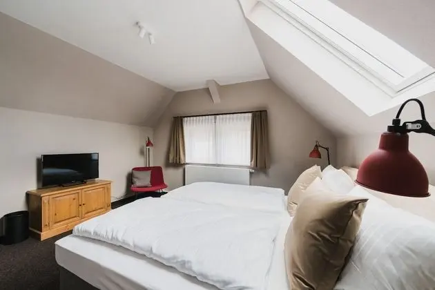 Tek Büyük Yataklı Oda