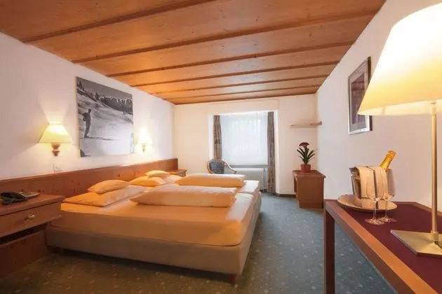 Standard Tek Büyük Yataklı Oda, Dağ Manzaralı