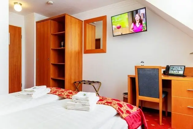 Standard Tek Büyük Yataklı Oda