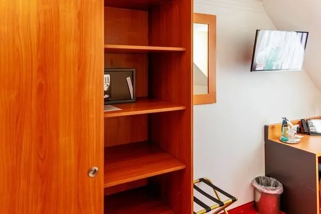 Standard Tek Büyük Yataklı Oda