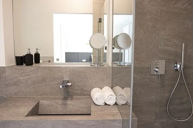 Junior Tek Büyük Yataklı Oda