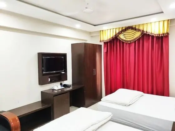 Deluxe Tek Büyük veya İki Ayrı Yataklı Oda, Şehir Manzaralı