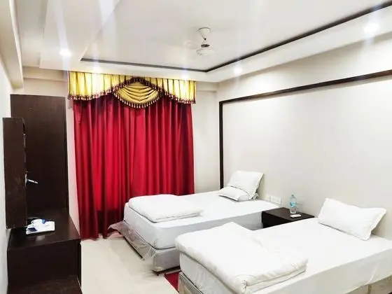 Deluxe Tek Büyük veya İki Ayrı Yataklı Oda, Şehir Manzaralı