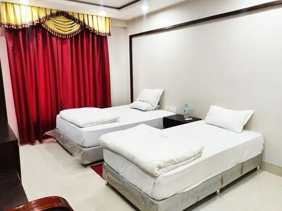 Deluxe Tek Büyük veya İki Ayrı Yataklı Oda, Şehir Manzaralı