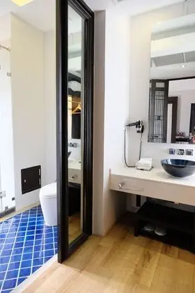 Premium Tek Büyük Yataklı Oda