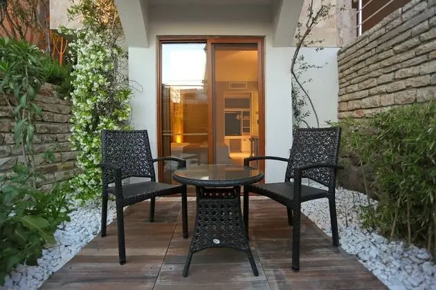Oda, Balkon, Bahçeli