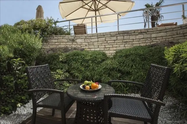Oda, Balkon, Bahçeli