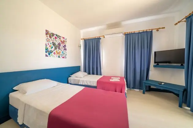 https://images.etstur.com/imgproxy/resize/2560x1440/files/images/hotelImages/etsrooms/668/Bodrum_Holiday_Resort___Spa_20251106140009_0.jpg