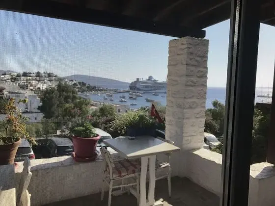 Tek Büyük Yataklı Oda, Deniz Manzaralı