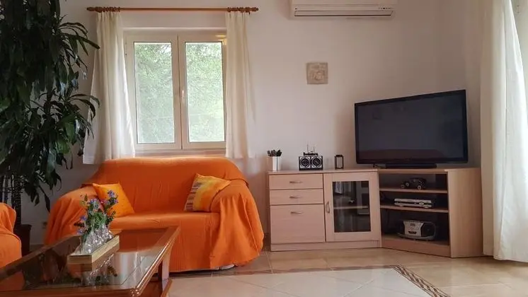 Apart Daire (Two Bedroom Apartment with Terrace an)