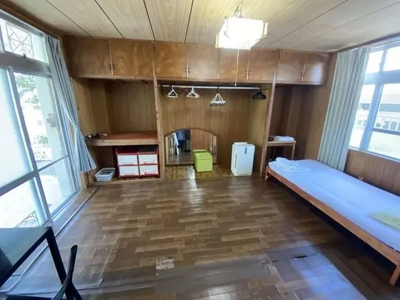 Basic İki Ayrı Yataklı Oda, Ortak Banyo