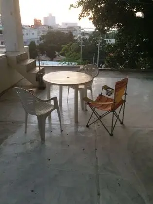 Üç Kişilik Oda, Ortak Banyo