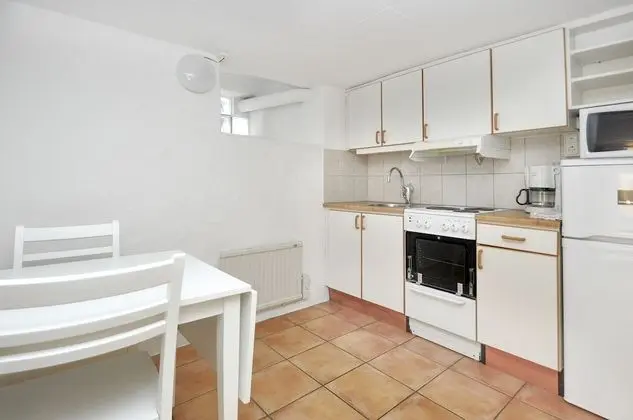 Tek Büyük Yataklı Oda (Lower Ground Floor with Sofa Bed)