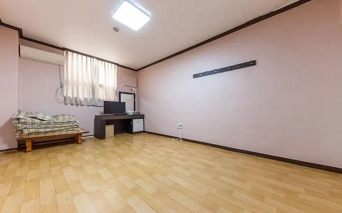 Oda (Pension Room)