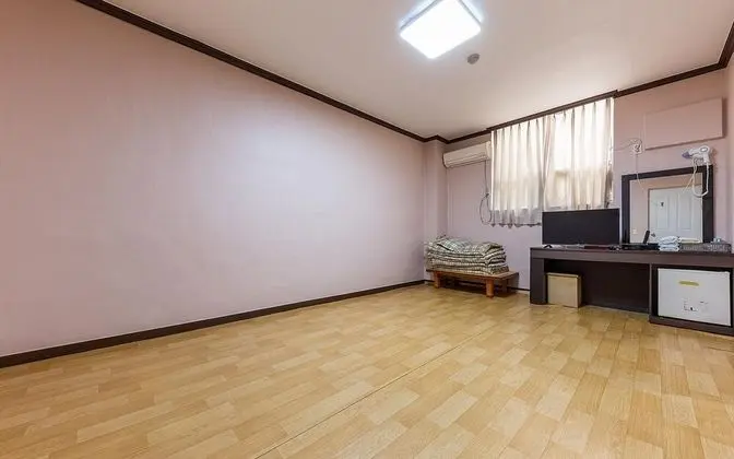 Oda (Pension Room)