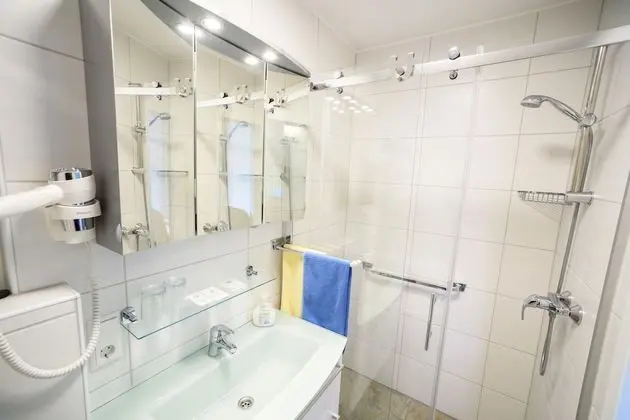 Deluxe Tek Büyük Yataklı Oda, Özel Banyo