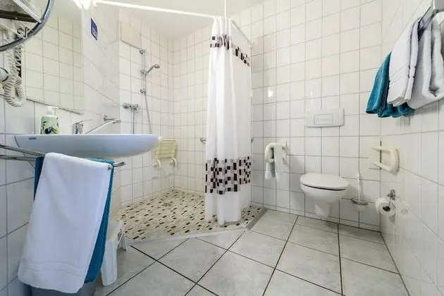 Deluxe Tek Büyük Yataklı Oda, Özel Banyo