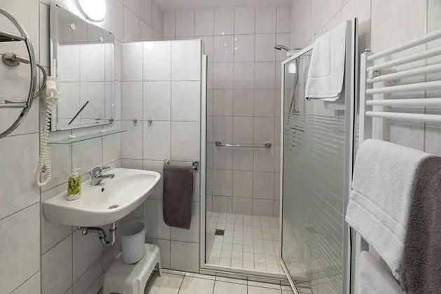Deluxe Tek Büyük Yataklı Oda, Özel Banyo