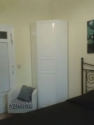 Tek Kişilik Oda, 1 Yatak Odası, Ortak Banyo