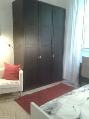 Tek Kişilik Oda, 1 Yatak Odası, Ortak Banyo