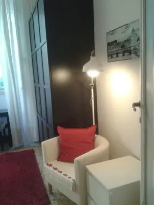 Tek Kişilik Oda, 1 Yatak Odası, Ortak Banyo
