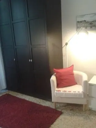Tek Kişilik Oda, 1 Yatak Odası, Ortak Banyo