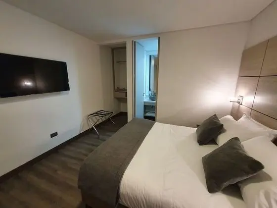 Tek Büyük Yataklı Oda