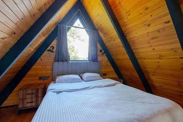 Boğaz 3 - Sıcak Havuzlu Jakuzili Bungalow
